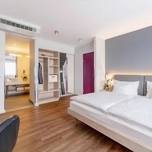 Plaza Gasometer Hotel Vienna